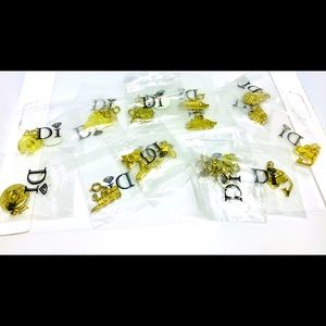 Diamonds Int. Travel theme charms 17 charm lot